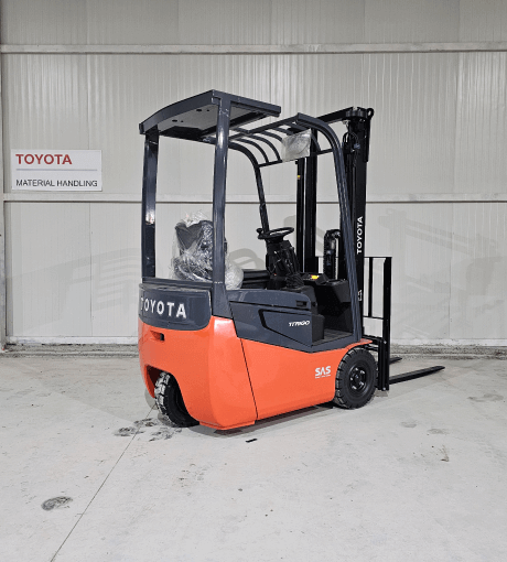 forklift-toyota-electric