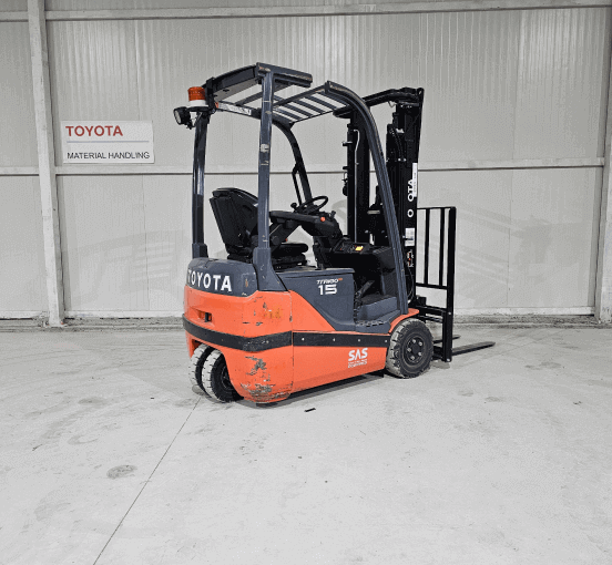 forklift-toyota-electric